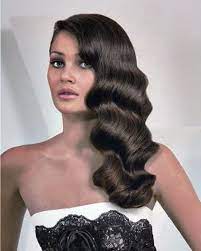 It's highly recommended to master at least 3 quick styles that would suit both a date and a red carpet. 1930s Hairstyles For Long Hair Flapper Hair 20s Hair Long Hair Styles
