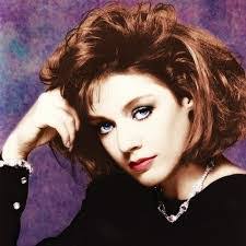 Wendy Fulton's Instagram, Twitter & Facebook