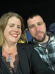 Guys who saw this last night?!