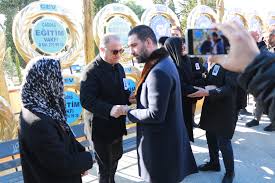 Fatih terim, arda turan'ın performansından bağımsız olarak konuştuğunu dile getirerek, burada performansından, fiziğinden, tekniğinden, sahadaki hareketlerinden bahsetmiyoruz. Arda Turan Fatih Terim I Yalniz Birakmadi Fotomac