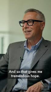 Martha Samuelson, SF '86, believes in the power of hiring a great team. “So  much of my job is to hire great people, encourage them to be  entrepreneurial, and get out of