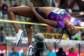 Nafi thiam staat morgen aan de start van de zevenkamp tijdens het wk atletiek met een imposant kapsel. Nafi Thiam Wordt Vierde In Hoogspringen Broers Borlee Niet Op Podium Op 400 Meter Foto Hln Be
