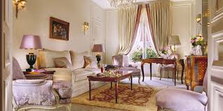 Deluxe Suite At Le Meurice Dorchester Collection Luxury Hotel Room Hotel Plaza Athenee Paris Luxury Rooms