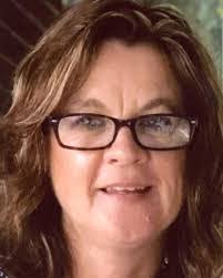 Suzanne Pasquale's Instagram, Twitter & Facebook