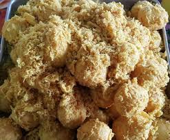 Masukkan air, tepung gandum dan tepung beras ke dalam mesin pengisar / blender. Ini Rahsia Hasilkan Goreng Celup Tepung Krup Krap Sedap Semua Semua Semuanya