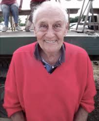 Hommage à un grand homme qui vient de nous quitter M. Andy DICKSON à l'âge  de 98 ans. Importateur du Stock car en France dans les années 50 et  créateur du Groupe