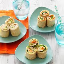 Roti tawar merupakan makanan yang biasa dikonsumsi setiap pagi oleh orang indonesia. Jangan Cuma Dioles Selai Saja Buatlah Olahan Lain Dari Roti Tawar Dengan 10 Resep Camilan Roti Tawar Ini