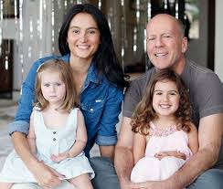 👑 Bruce Willis Leaves Behind A Fortune That Makes His Family CRY 😢 💬  After years of struggle, Bruce Willis's family finally reveals the truth  about his emotional final wishes — what