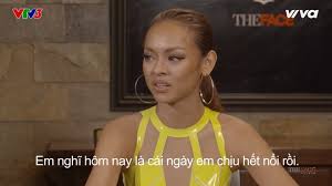 Huấn luyện viên the face việt nam 2017 Lan Khue Chuáº©n Bá»‹ Tráº¯ng Tay Táº¡i The Face