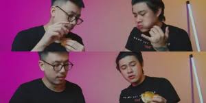 Di kemang ada burger bar yang sajikan aneka burger enak dengan interior heavy metal rock. Review Lawless Dogbar Versi Jwestbros Burger Mantap Tapi Hotdog Fail