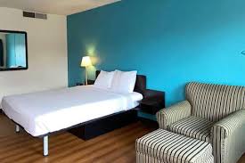 Travelodge inn & suites by wyndham anaheim on disneyland dr has updated their hours and services. Travelodge Inn Suites By Wyndham Missoula University Park In Mt