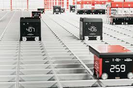 Autostore ist eine leistungsfähige und dabei einfache lösung zur schnellen abwicklung von kleinteilebestellungen mit hilfe von robotern. Logimat 2020 Kollaborativer Knickarm Roboter Fur Autostore Logimat Automatisches Kommissionieren News Logistra Fachmagazin Fur Nutzfahrzeug Fuhrpark Und Lagerlogistik Intralogistik Flurforderzeuge Lagertechnik Lkw