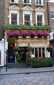 Urbandoor | your one stop for furnished apartments and corporate housing. 37 Trendy Flowers Shop London Store Fronts Store Fronts Shop Front Shop Fronts