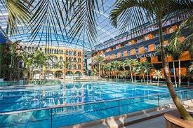 So Konnte Die Therme Sudholstein Aussehen Hier Die Therme Erding Europas Grosstes Bad Therme Erding Therme Wellenbad