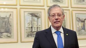 Será que essa notícia é verdadeira ou mais uma farsa da web? Covid 19 Morreu Antonio Almeida Henriques Presidente Da Camara De Viseu Antena Livre