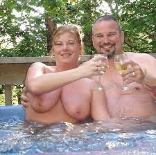 Mature swinging couple share their fun with us chubby loving