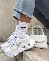 Hytrape Sneakers On Instagram Inspiration New Nike Ryz 365 By Candyrosiee Thoughts On This New Model Hytr Hype Shoes Nike Shoes Outlet Trending Shoes