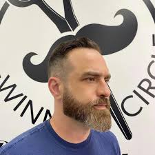 nickhairstyle_ is an Animal with Beard Sculpting 🧔🏻‍♂️ 🔪 #beard  #sculpture #winner #team #sharp