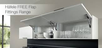t20 flap fittings & stays 32092