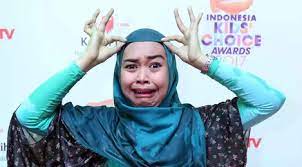Oki setiawan dewi smoga alloh selalu melindungimu dr sgala hal hal yg tdk diinginkn amin. Derita Ria Ricis Sempat Dikira Bukan Adik Oki Setiana Dewi News Entertainment Fimela Com