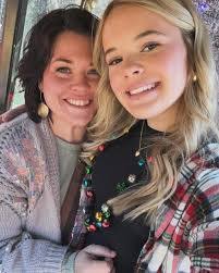 Darnell Roberts's Instagram, Twitter & Facebook