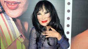 An ultrasound makes everyone shocked by 'the baby' of lyn may at 68 years instagram. Lyn May That Was The Plastic Surgery That Ruined The Famous Face Photos