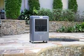 A swamp cooler involves taking a bucket of cold water (the colder the better) and blowing a fan across the top of it to function as an evaporative cooler. Qn6wx1t2bnftnm