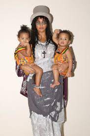 Beyoncé gave birth to twins one month ago, and tonight, she has officially introduced the world to her children: Beyonce Shares New Photos Of Twins Rumi And Sir For Birthday