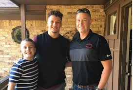 Mahomes' interest in baseball makes sense as his father, pat, spent 11 years in the big leagues while his godfather, latroy hawkins, spent 21 years in mlb. Patrick Mahomes Uncle Coaches At Fort Worth Tx High School Fort Worth Star Telegram