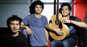 The Overtunes Pop the overtunes pop