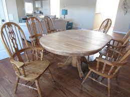 Solid oak dining table with 2 leaves extends table to 9' i can deliver. Best Way To Update This Golden Oak Table Chairs