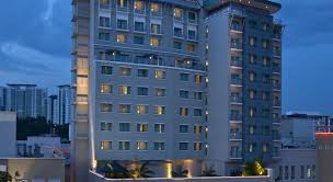 The station is located near the segi university kota damansara and the tropicana medical centre in kota damansara. Aessia Clinic Kota Damansara Medical Departures