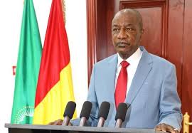 Jun 26, 2021 · alpha condé ordonne aux médecins de réserver un ''traitement digne pour les patients'' visionguinee 26/06/2021 le président de la république a appelé jeudi les professionnels de santé à respecter le serment d'hippocrate et à fournir une meilleure assistance médicale aux patients dans les différents établissements. Guinee Alpha Conde Accuse De Soutirer Le Pardon Pour Prendre Son Decret De Grace Africa Guinee Actualite Sur La Guinee Et L Afrique