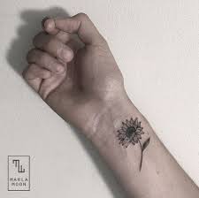 50 Amazing Sunflower Tattoo Ideas For Creative Juice Sunflower Tattoo Sleeve Sunflower Tattoo On Wrist Sunflower Tattoo Small