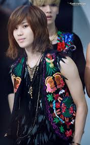 1/10 my mind has been thinking about taemin's gorgeous long hair a lot recently so why not. Shinee Taemin Hairstyles And Hair Colors Ideas Korean Hairstyle Trends