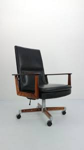 President Desk Chair Model 419 Designed By Arne Vodder Manufactured By Sibast Mobler In Denmark 1960 Chair Executive Office Chairs Danish Modern Furniture