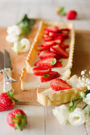 Irene midiri — 18 maggio 2019. Crostata Con Panna Cotta E Fragole Brodo Di Coccole