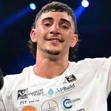 Ahmad Reda vs. Michael Reynolds, No Limit