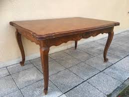 The vintage regency french table is gorgeous and will make your dinner company feel like royalty. Vintage French Walnut Parquetry Extending Dining Table La127210 Loveantiques Com