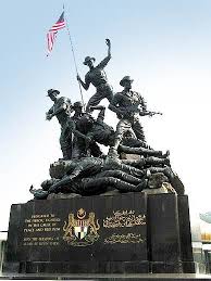 Selama satu tahun para pekerja hanya diberikan waktu cuti selama 7 hari. Kuala Lumpur Detektei Asien