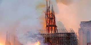 Info paris ( 75 ) : Notre Dame De Paris Apres Des Heures De Lutte L Ensemble Du Feu A Ete Eteint Par Les Pompiers