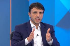 ‘Bolsonarismo é um fenômeno democrático’, defende Renan Santos