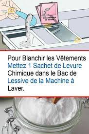 Appelé aussi hydrogénocarbonate, le bicarbonate est tous les usages du bicarbonate de soude : 2 Astuce Economique Pour Blanchir Les Vetements Blancs Lavage Linge Blanchir Linge Comment Blanchir Le Linge