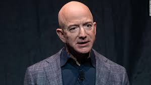 With a net worth of usd 157.7 billion, jeff bezos is the richest man on the planet. Jeff Bezos Overtakes Elon Musk To Become The World S Richest Person Again Cnn