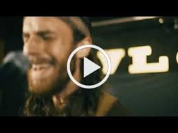 Alex Williams Returns With 12-Track Autobiographical Sophomore Album  ﻿'Waging Peace,' Out October 21 Via Lightning Rod Records