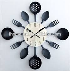 Lleva el control en el tiempo de preparación de tus recetas preferidas, adornando tu cocina con un. Reloj De Pared De Metal Creativo De Cocina Diseno Moderno Tenedor Y Cuchara Reloj De Cuarzo Para Decoracion Del Hogar Buy Reloj De Pared De Cocina Reloj De Pared De Metal Tenedor Y