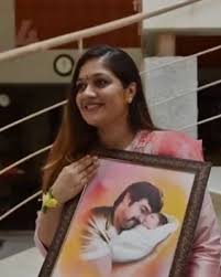#chiranjeevisarja #meghanaraj #moviestuff видео chiranjeevi sarja son cradle ceremony канала movie stuff. Meghana Raj Holds Painting Of Chiranjeevi Sarja And Jr Chiru At Cradle Ceremony Trending Now Movies News
