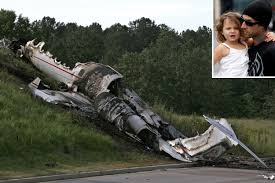 But barker was trying to stay. Travis Barker S 3 Year Old Daughter Predicted Tragic Plane Crash