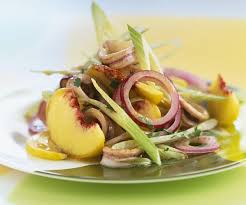 Entree Facile Salade Croquante De Peches Jaunes Au Fenouil Et Calmar Recette Recette Facile Salade Recette