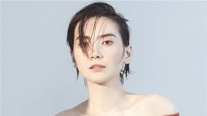 Yuan Li's Instagram, Twitter & Facebook